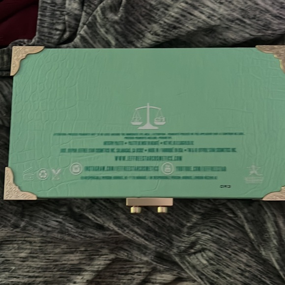 blood money palette - Picture 2 of 3